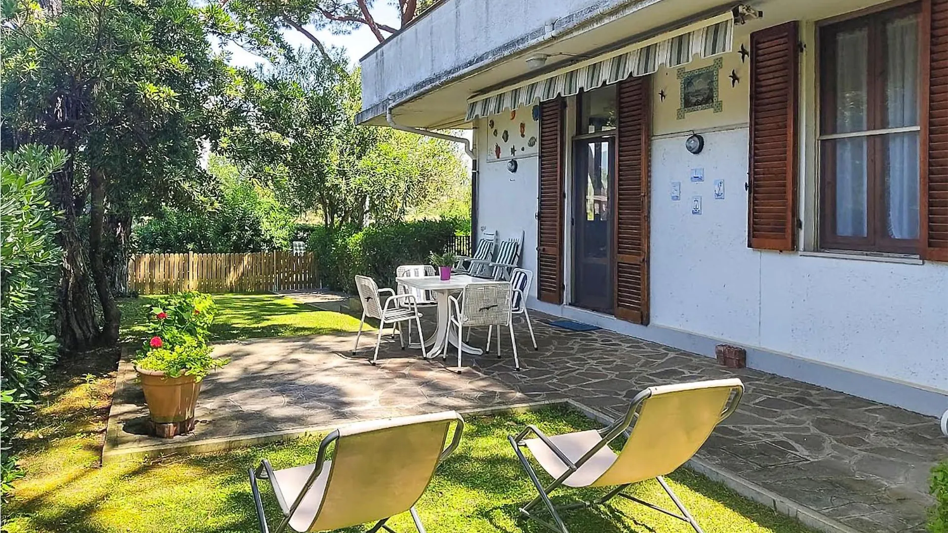 Casa Renata contacts